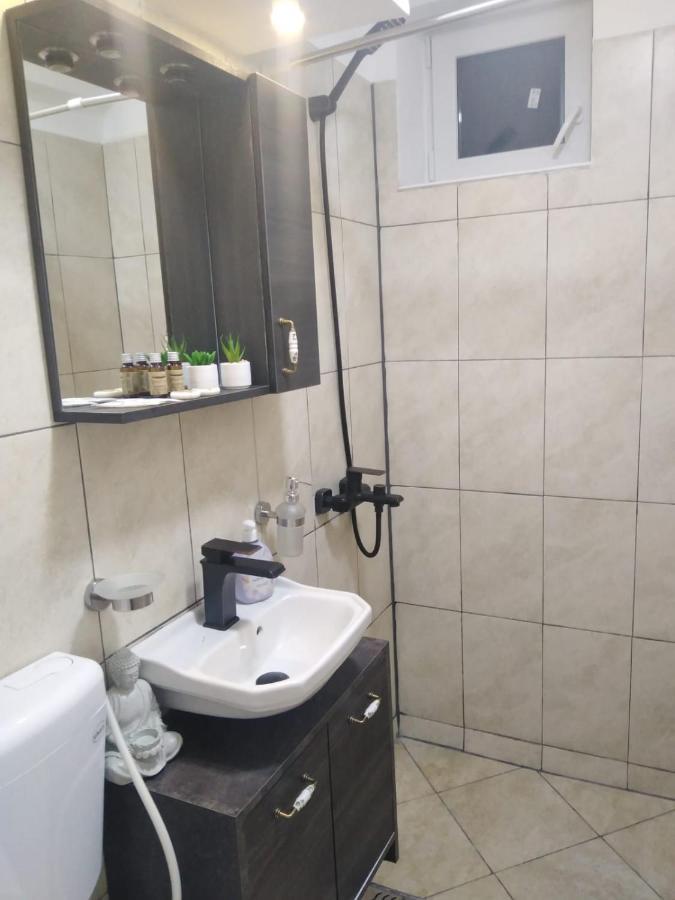 La Monica 2 - Cazare Straja - Lupeni - Retezat - Parang Apartment ภายนอก รูปภาพ